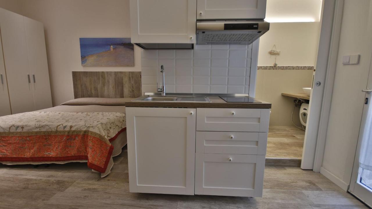 Casa Levante A 75 Mt Dalla Spiaggia Monopoli Exterior foto