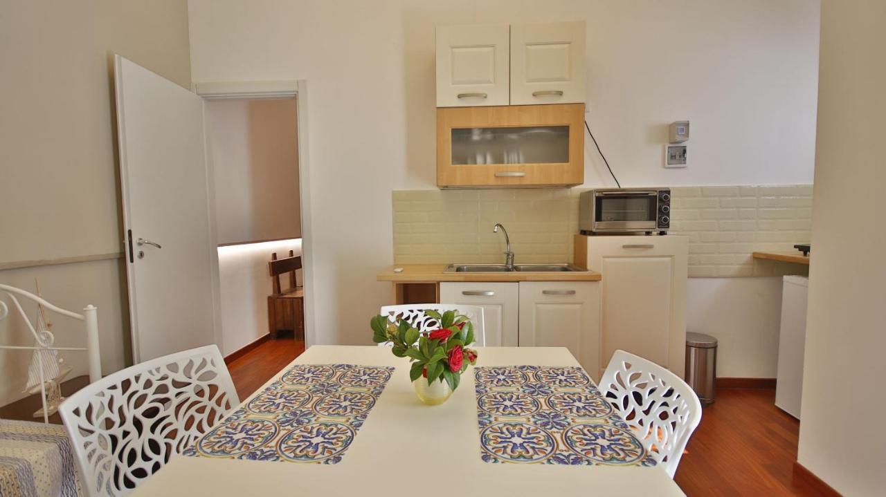 Casa Levante A 75 Mt Dalla Spiaggia Monopoli Exterior foto