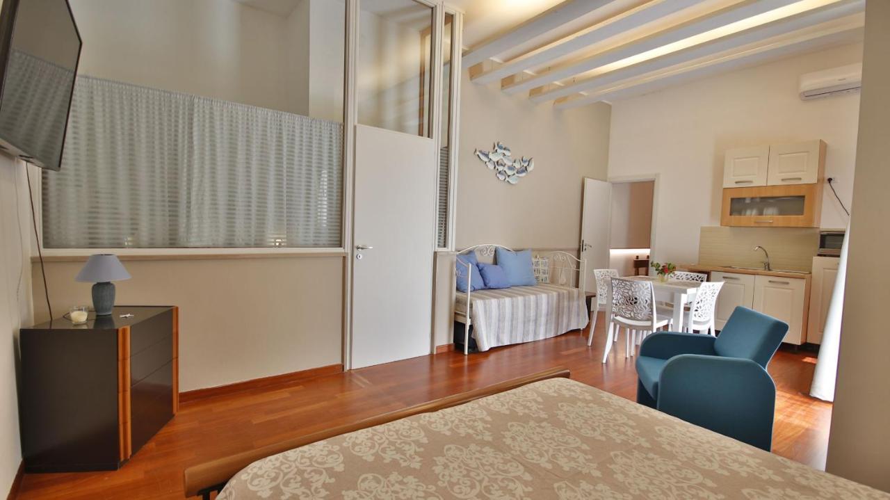 Casa Levante A 75 Mt Dalla Spiaggia Monopoli Exterior foto