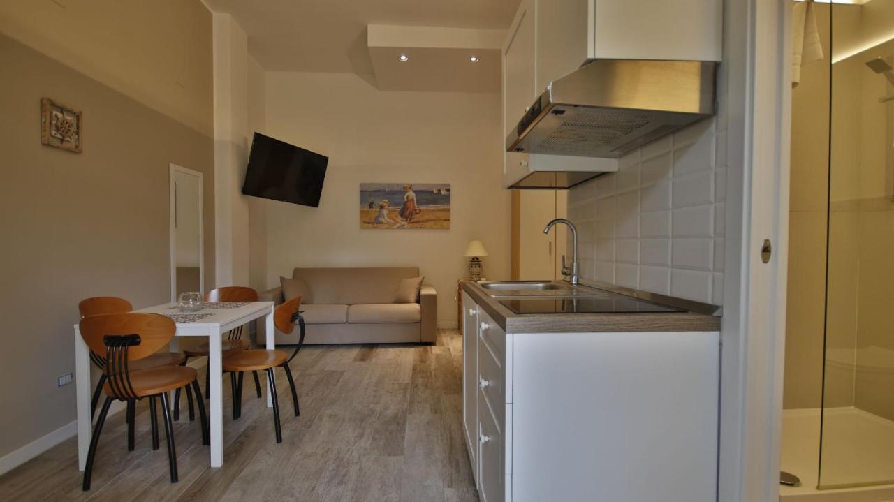 Casa Levante A 75 Mt Dalla Spiaggia Monopoli Exterior foto