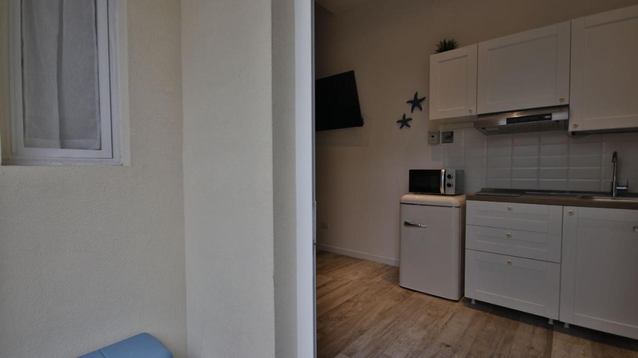Casa Levante A 75 Mt Dalla Spiaggia Monopoli Exterior foto