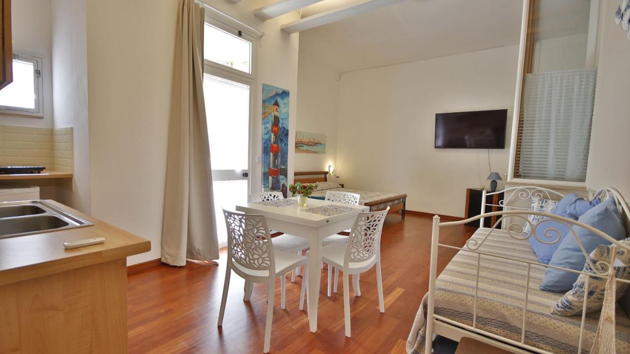 Casa Levante A 75 Mt Dalla Spiaggia Monopoli Exterior foto