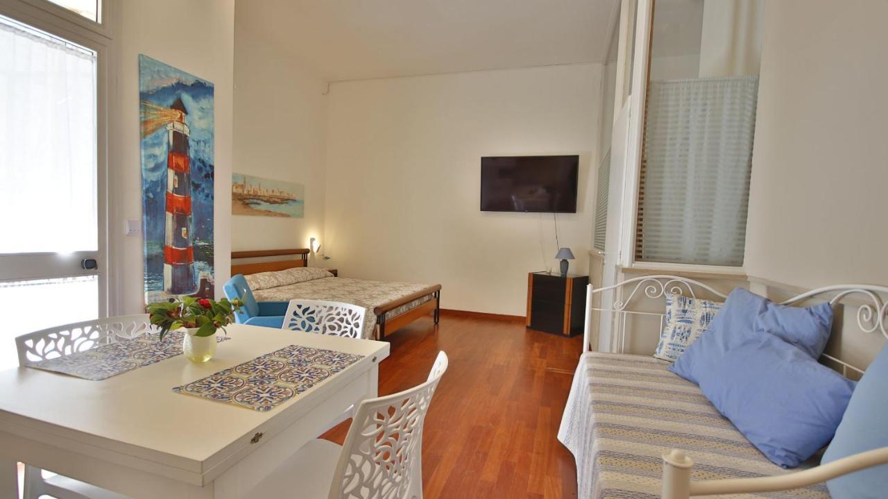 Casa Levante A 75 Mt Dalla Spiaggia Monopoli Exterior foto